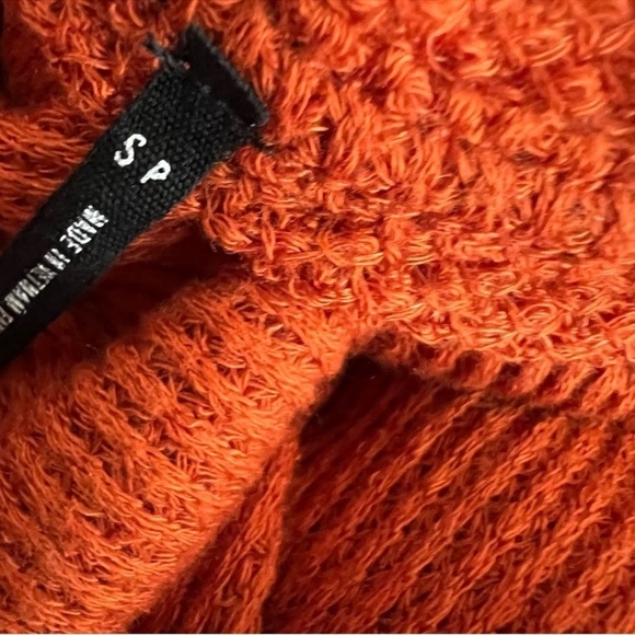 URBAN OUTFITTERS Out From Under Cinched Sweater Burnt Orange Rust Size Small - Picture 6 of 9